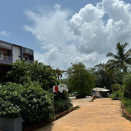 Hotel Shalini Palace Ratnāgiri 外观 照片